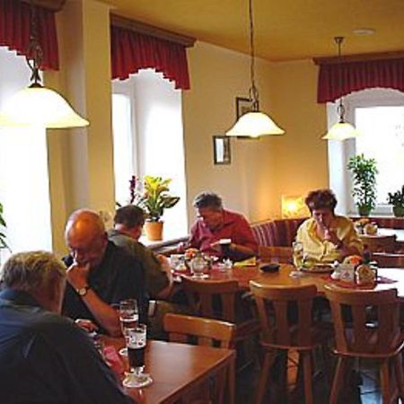 Pension & Gasthof Erbgericht Hoehenlage 850M Marienberg Exteriér fotografie