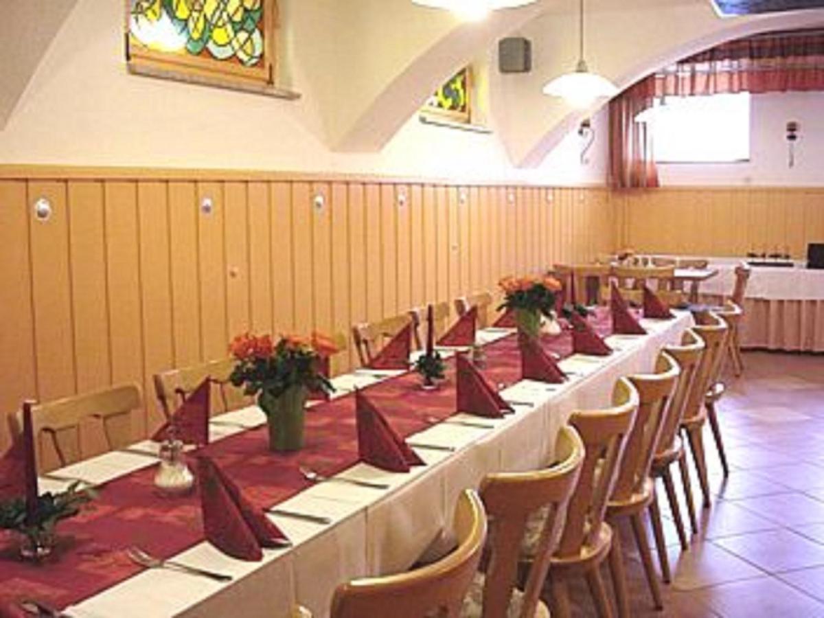 Pension & Gasthof Erbgericht Hoehenlage 850M Marienberg Exteriér fotografie