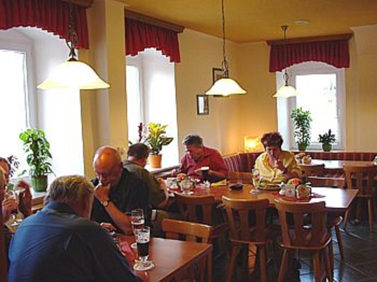 Pension & Gasthof Erbgericht Hoehenlage 850M Marienberg Exteriér fotografie